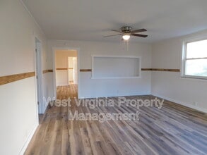 417 Montana St in Mt Hope, WV - Building Photo - Building Photo