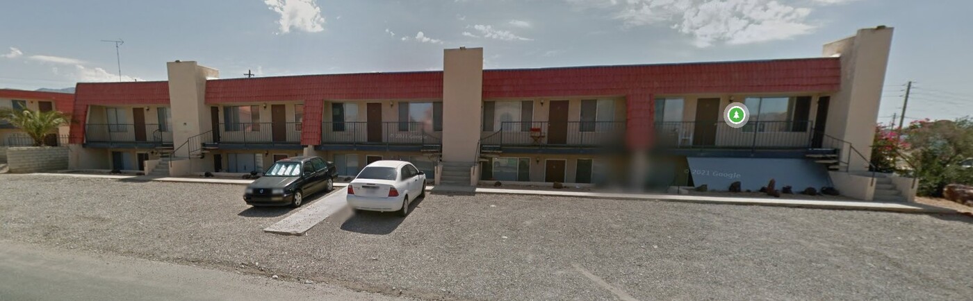 70 Querio Dr in Lake Havasu City, AZ - Building Photo