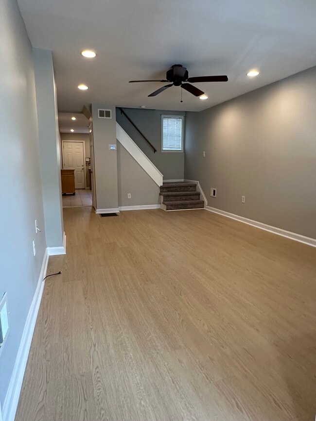 property at 10 Richardson Ave