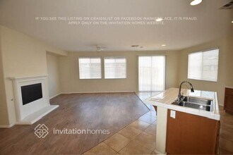 1594 Leslie St in Beaumont, CA - Foto de edificio - Building Photo