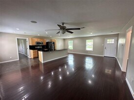 4902 Winding Trail in Austin, TX - Building Photo