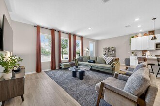 700 Benoi Dr in Davenport, FL - Building Photo - Building Photo