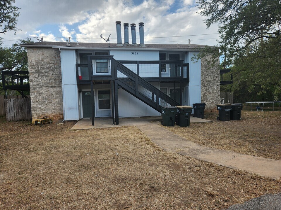 3804 Rocky Hollow Trl, Unit A in Georgetown, TX - Building Photo