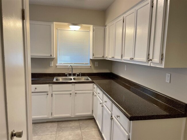 3710 Dorado Cove in Memphis, TN - Building Photo - Building Photo