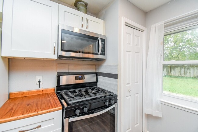 property at 9615 Beverly Hill St