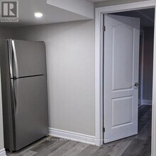 150 Dells Crescent in Brampton, ON - Building Photo - Building Photo