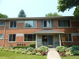 880 N Adams Rd, Unit 6 in Birmingham, MI - Building Photo