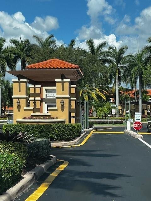 2308 Anchor Ct in Fort Lauderdale, FL - Foto de edificio - Building Photo