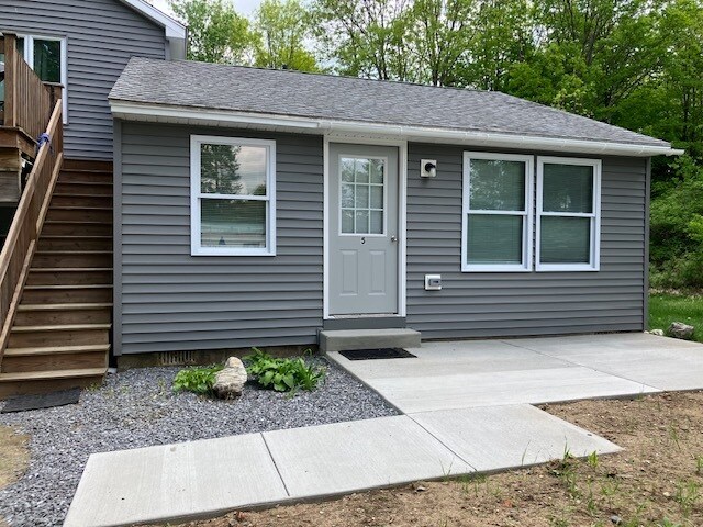 39 Sugar Maple Ln, Unit 1 in Chesterfield, NH - Foto de edificio