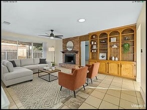 2342 S Sowell St in Visalia, CA - Building Photo - Building Photo