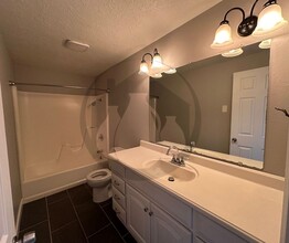 1534 Westhaven Pl-Unit -1534 in Stayton, OR - Building Photo - Building Photo