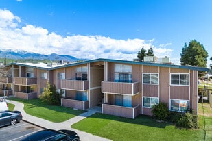 Wilson Garden in Banning, CA - Building Photo