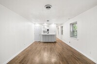 429 Vine St, Unit 2 - 6