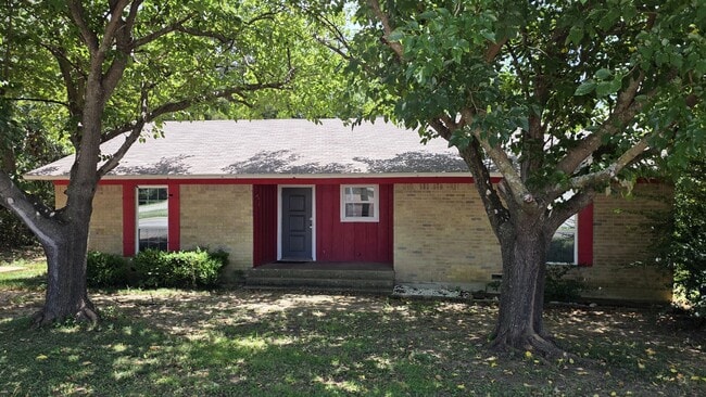 property at 1777 FM1187