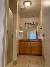 509 White Ln in Bakersfield, CA - Building Photo - Building Photo