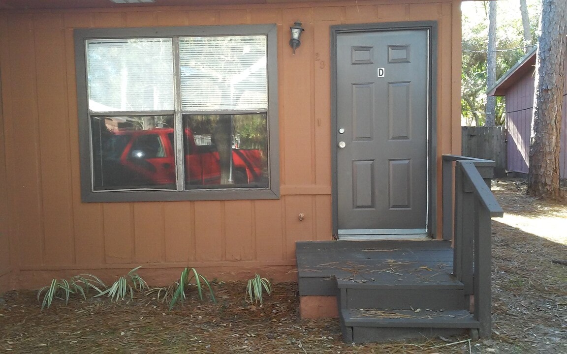29 6th St, Unit 29 D in Shalimar, FL - Foto de edificio