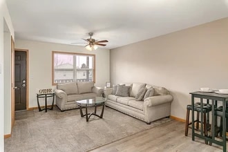 Panther Heights in Charleston, IL - Building Photo - Building Photo