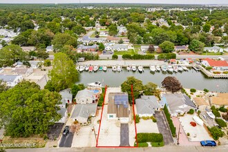 410 Hemlock Dr in Lanoka Harbor, NJ - Building Photo - Building Photo