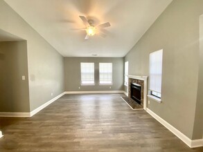 3004 Steeple Chase Ct in Jacksonville, NC - Building Photo - Building Photo