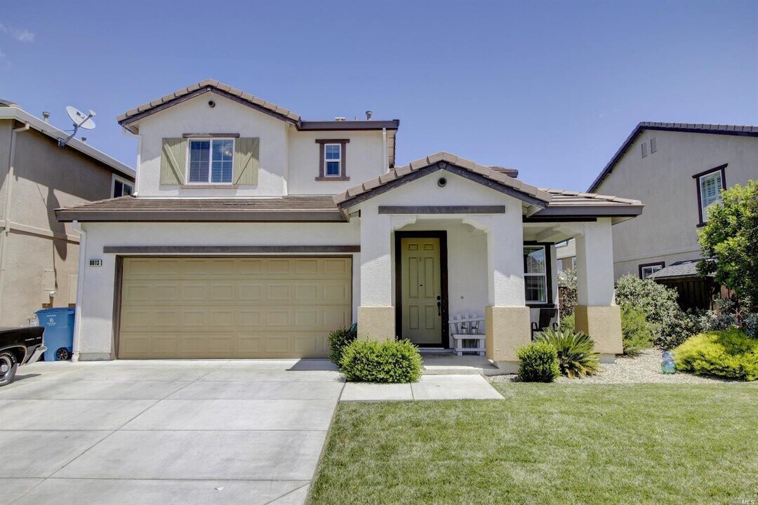 8013 Finchley Court in Vacaville, CA - Building Photo
