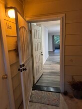 166 Farm Ln in Martinez, CA - Building Photo - Building Photo