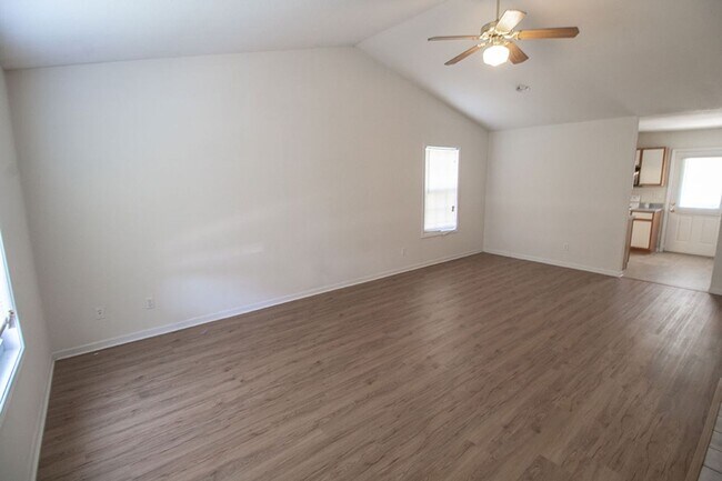 5200-5202-5202 Tessa Way in Columbia, MO - Building Photo - Building Photo