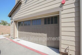 40268 Birchfield Dr in Temecula, CA - Building Photo - Building Photo