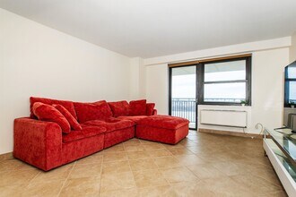 7855 John F. Kennedy Blvd in North Bergen, NJ - Building Photo - Building Photo