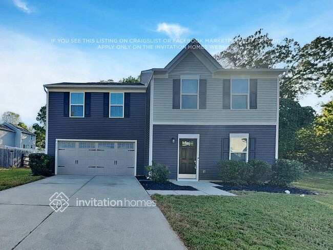property at 2401 Everton Cir SE