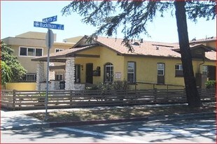 801 Myrtle Ave in Inglewood, CA - Building Photo