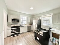 49 Forbes St, Unit 1 in Boston, MA - Building Photo - Building Photo