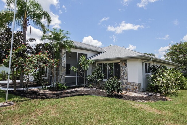 2877 48th Way E in Bradenton, FL - Building Photo - Building Photo