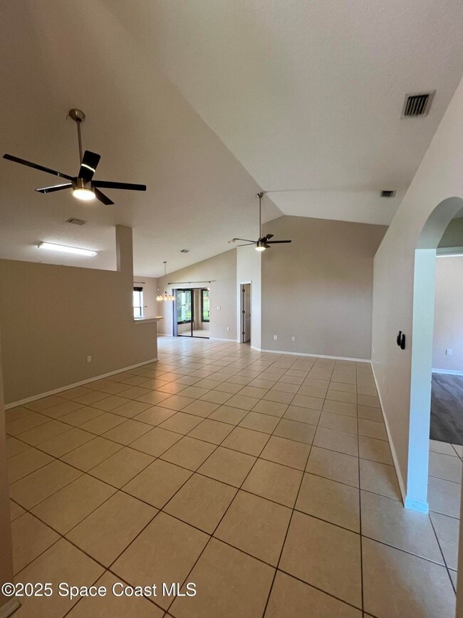2540 Alicia Ln in Melbourne, FL - Building Photo - Building Photo