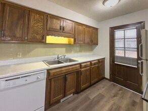 2447-2447 E Heying Dr in Columbia, MO - Building Photo - Building Photo