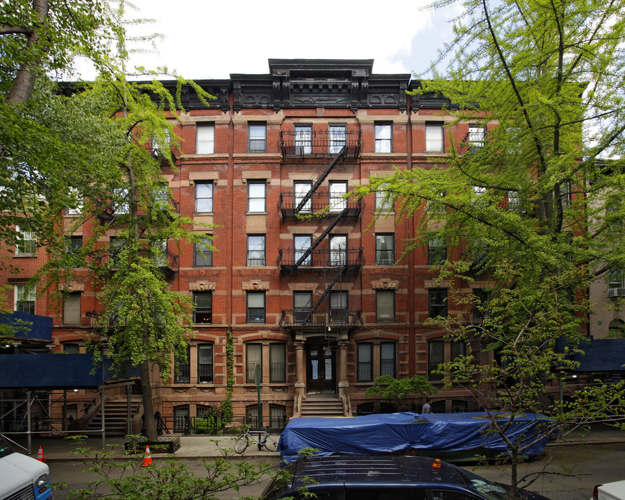 33-37 Grove St in New York, NY - Building Photo