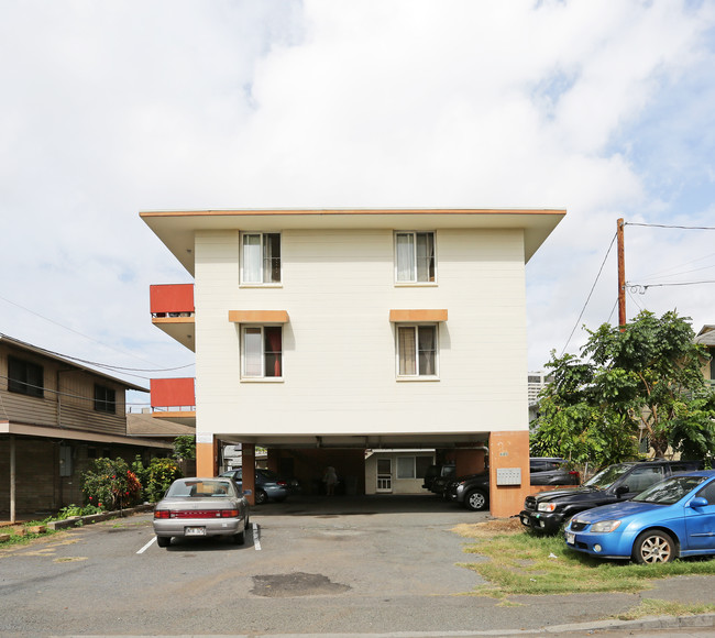 640 Hausten St in Honolulu, HI - Foto de edificio - Building Photo