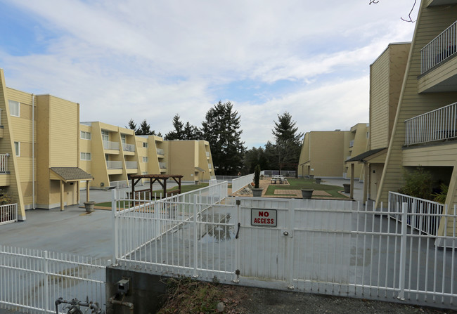 Kerry Court in Delta, BC - Building Photo - Primary Photo