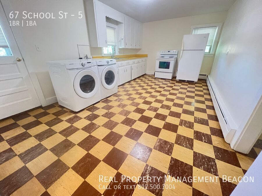 67 School St in Lebanon, NH - Building Photo