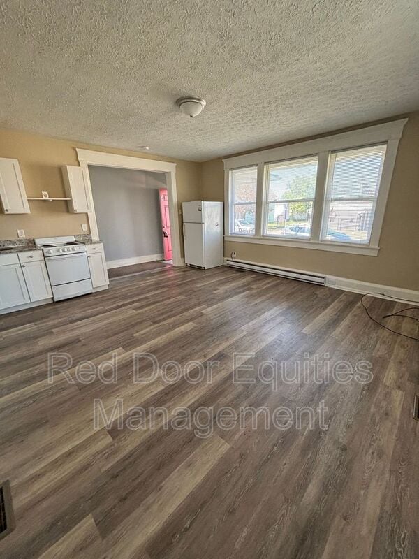 property at 508 N Columbus St
