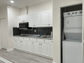 22452 SW 103rd Ct, Unit Studio in Cutler Bay, FL - Foto de edificio - Building Photo