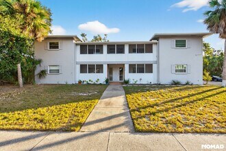 3150 Pinellas Point Dr S in St. Petersburg, FL - Foto de edificio - Building Photo
