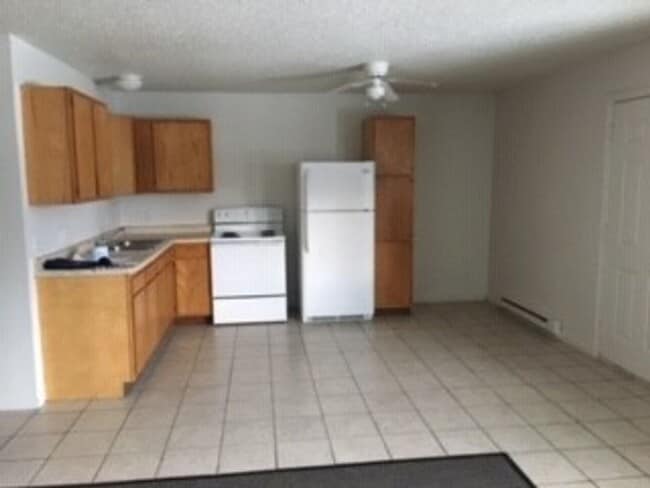 property at 405 Plaza Heights Rd