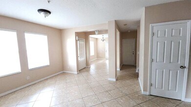 9839 Tivoli Villa Dr in Orlando, FL - Building Photo - Building Photo