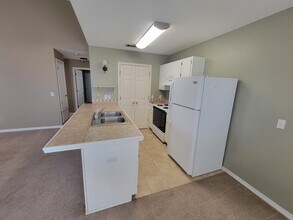 7470 Harvest Village Ct in Navarre, FL - Building Photo - Building Photo
