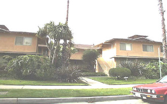 10514 Moorpark St Apartments