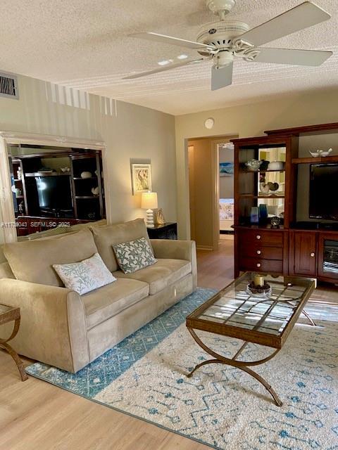 442 Pine Glen Ln in Greenacres, FL - Building Photo - Building Photo