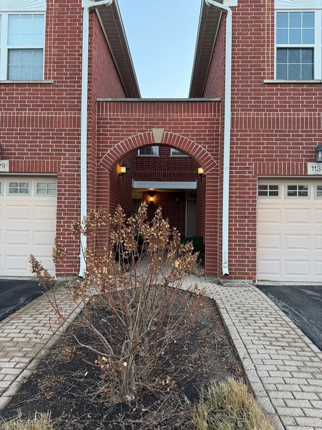 1137 Brent Rd in Northbrook, IL - Building Photo - Building Photo