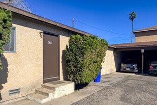 424 Ponoma St in Port Hueneme, CA - Building Photo