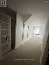 19 Wyman Crescent in Bradford West Gwillimbury, ON - Building Photo - Building Photo