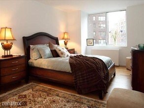 212 E 34th St in New York, NY - Building Photo - Building Photo